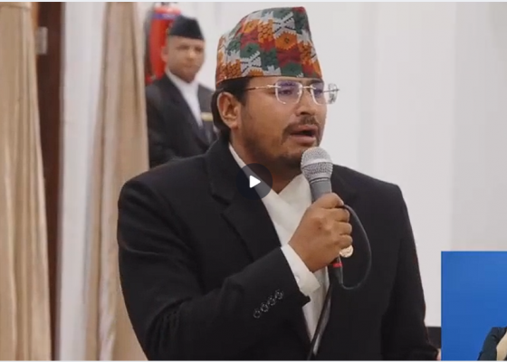 अर्थमन्त्रीमाथि 'संसदीय छानबिन' को माग गर्दै संसद्मा ज्ञानेन्द्र शाहीको गर्जन (भिडियो सहित) अर्थमन्त्रीमाथि 'संसदीय छानबिन' को माग गर्दै संसद्मा ज्ञानेन्द्र शाहीको गर्जन (भिडियो सहित)