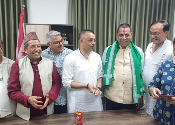 रास्वपाका पूर्व नगर सभापति  कांग्रेसमा प्रवेश