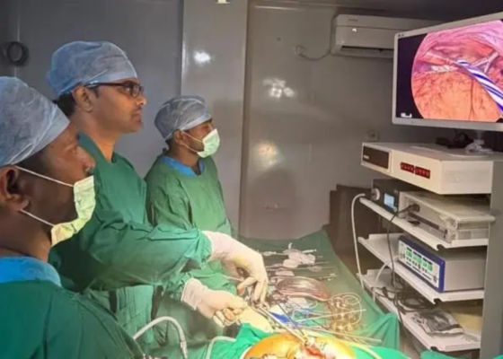 छाती दुखेपछि अस्पताल पुगिन्, पेटबाट निकालियो १३ वटा कलम, पाँच चम्चा र मैनबत्ती!